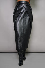 FARGO FAUX LEATHER DIAGONAL PLEATED SKIRT IN BLACK