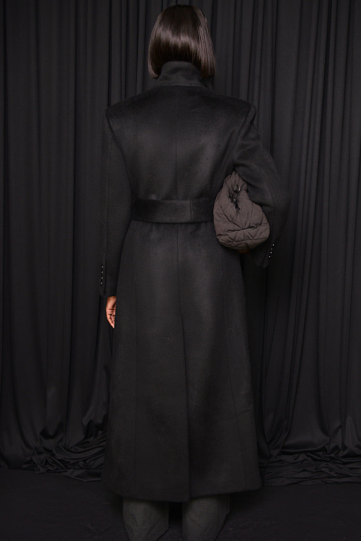 FRENCH STRUCTURED COAT IN BLACK