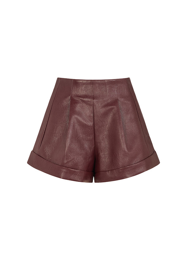 CARTER FAUX LEATHER SHORTS IN BURGUNDY
