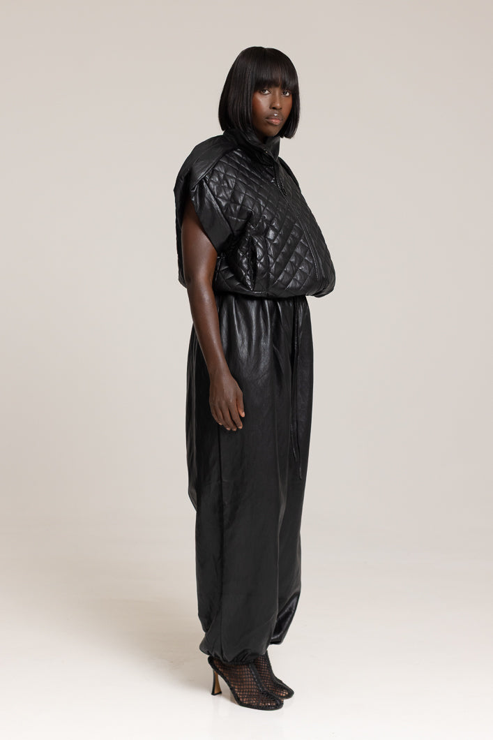 GHENT FAUX LEATHER PADDED GILET IN BLACK