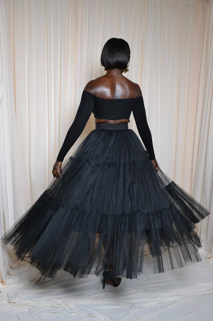MAYFAIR 22 METER TULLE SKIRT IN BLACK – THE KEMIST