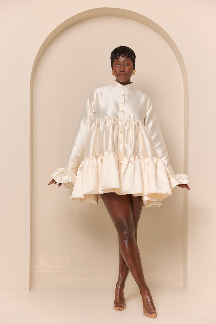 RAVENNA TIERED RUFFLED BABYDOLL SHIRT DRESS IN CHAMPAGNE – THE KEMIST
