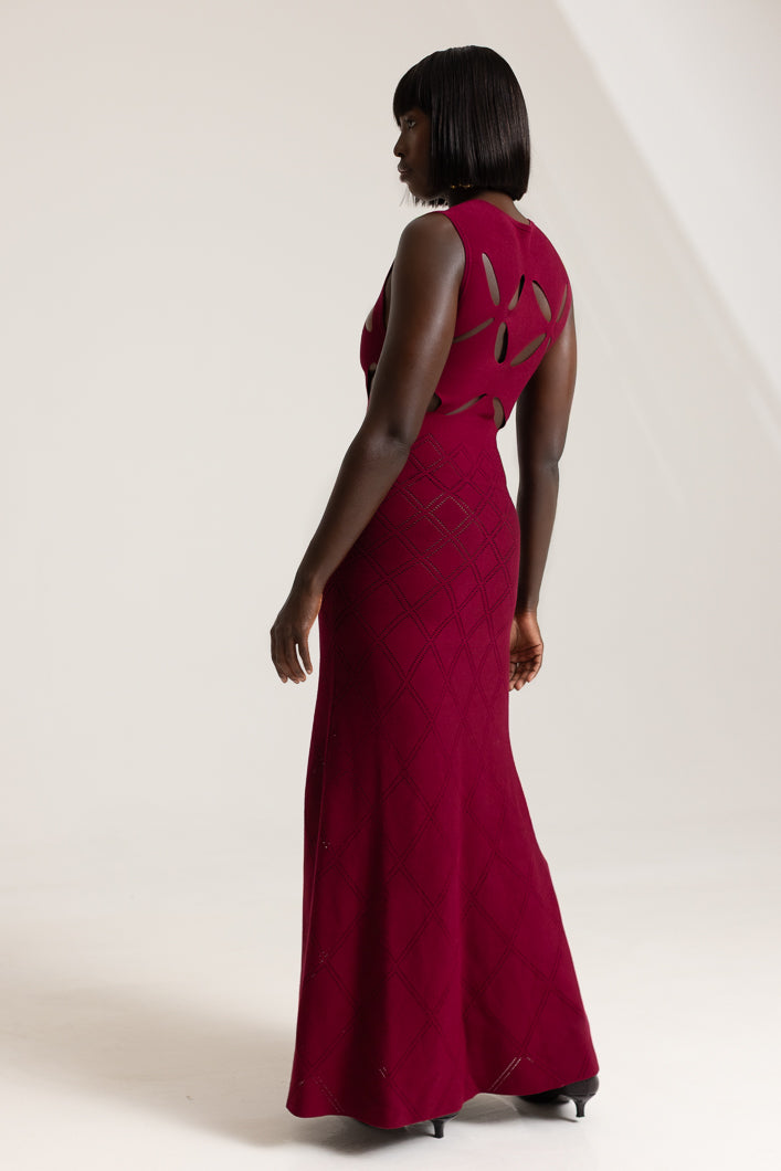 SEDONA CUT OUT KNIT DRESS IN BURGUNDY