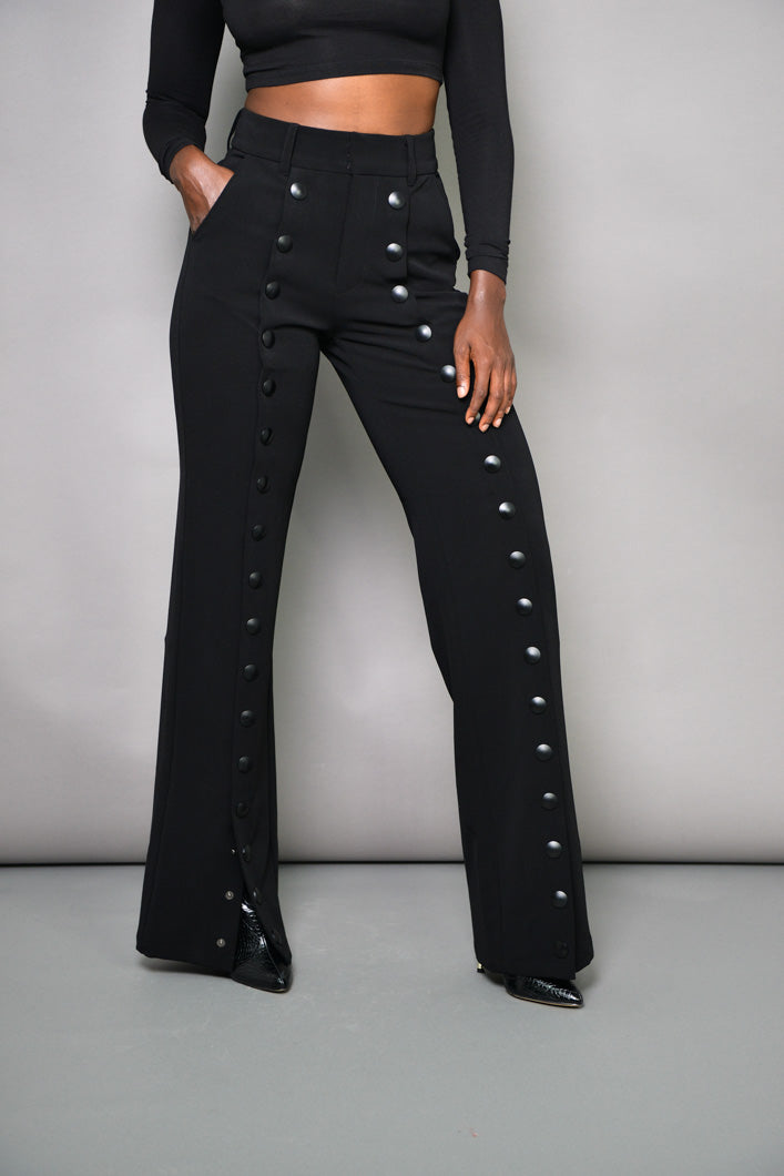 BELGRADE BUTTONS STRAIGHT LEG PANTS IN BLACK