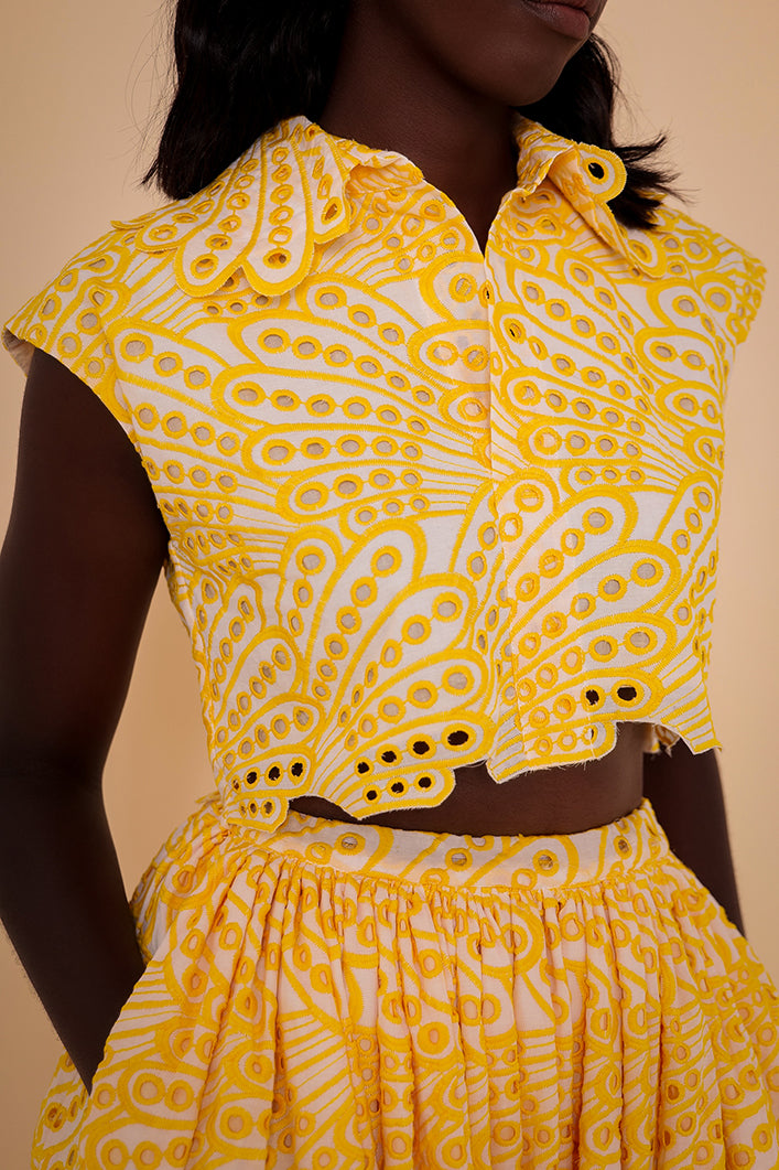 CAIRO BRODERIE ANGLAISE CROPPED SHIRT IN YELLOW
