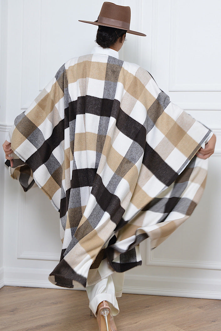 CARDIFF WOOLLEN PONCHO IN BROWN AND CREAM