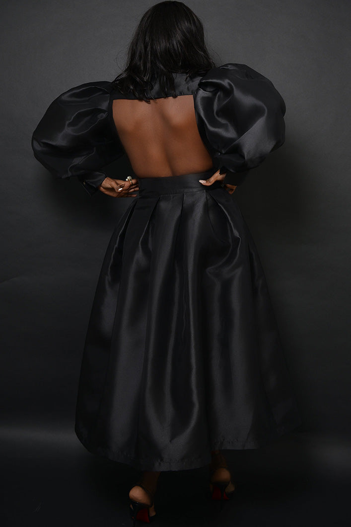 IZMIR LONG SLEEVE BACKLESS MIDI DRESS IN BLACK