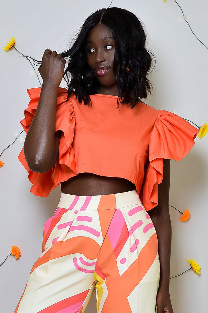 KAILI RUFFLED SLEEVELESS TOP IN ORANGE