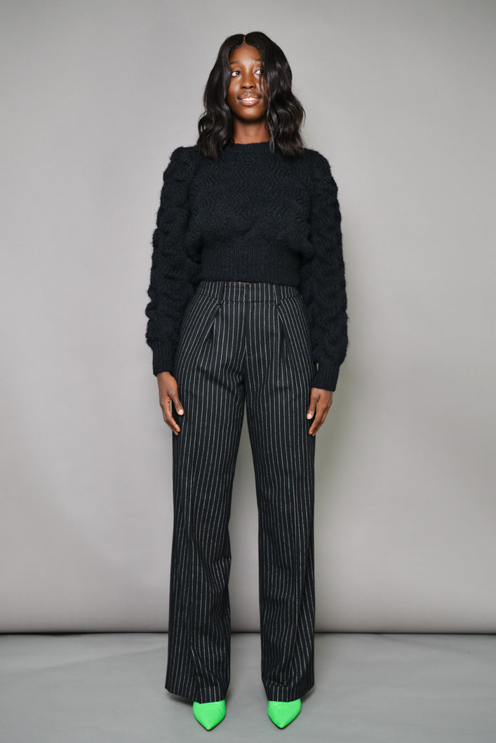BOLTON TEXTURED CROPPED SWEATER IN BLACK