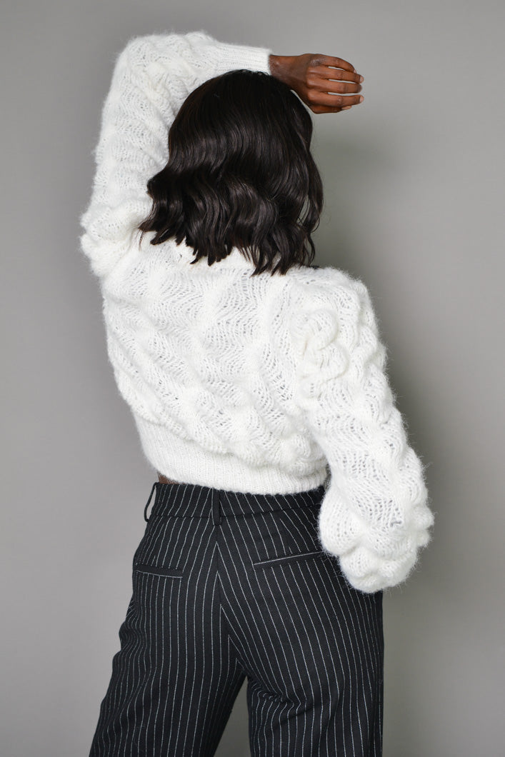 BOLTON TEXTURED CROPPED SWEATER IN OFF WHITE
