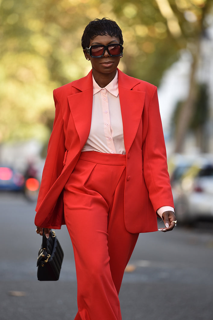 RIO SIDE BELT BLAZER IN RED