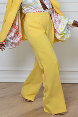 RIO STRAIGHT LEG PANTS IN YELLOW