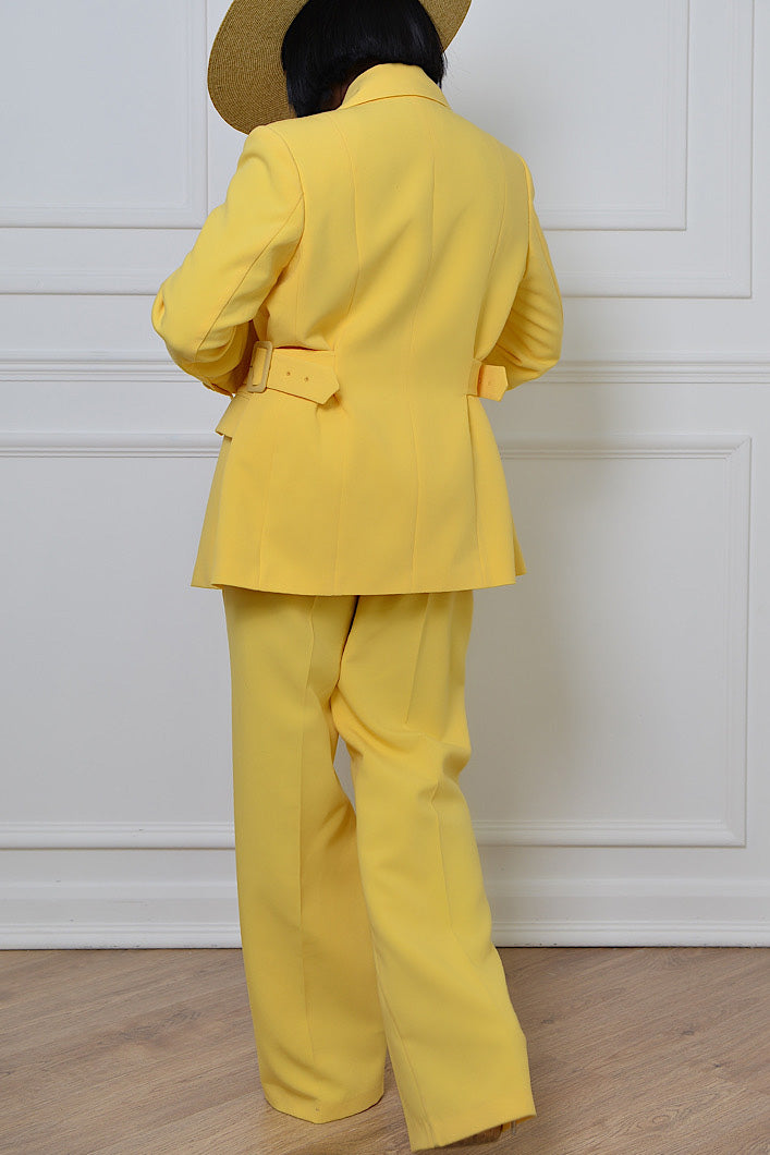 RIO SIDE BELT BLAZER IN YELLOW