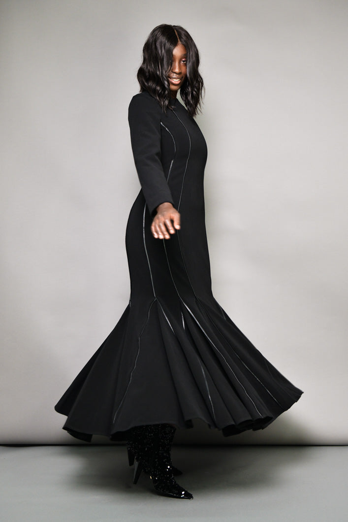 SIENNA MAXI DRESS WITH FAUX LEATHER PIPING IN BLACK