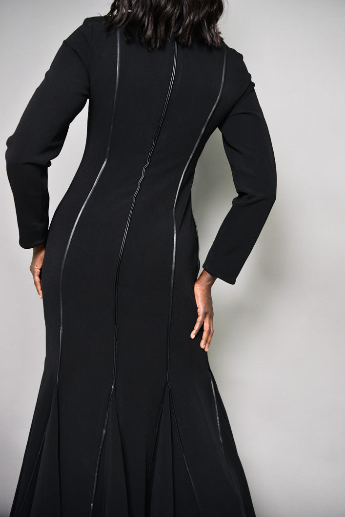 SIENNA MAXI DRESS WITH FAUX LEATHER PIPING IN BLACK
