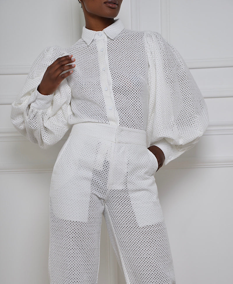 white backless lace puff sleeve shirt